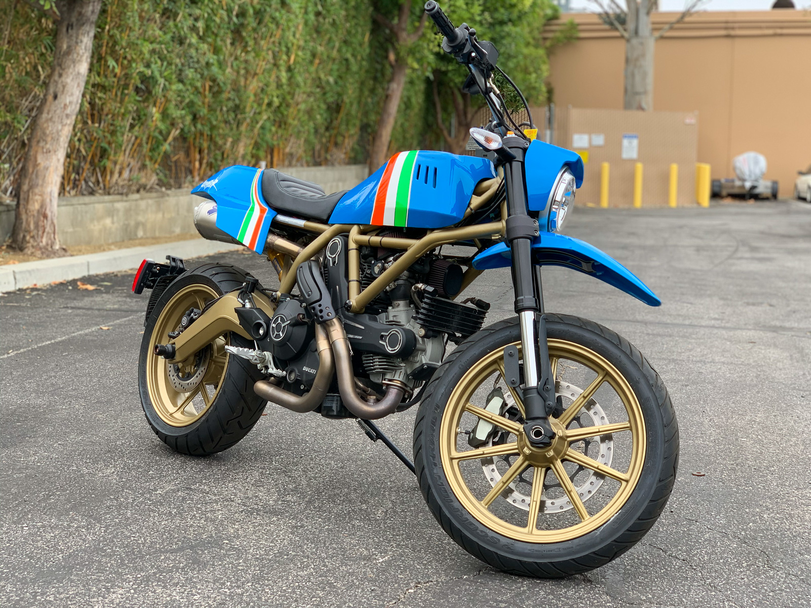 ducati scrambler custom paint