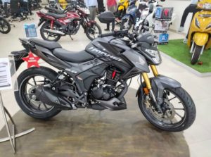 Honda CB160R 2017 giá từ 73 triệu đồng  OTOHUI  Mạng Xã Hội Chuyên Ngành  Ô Tô